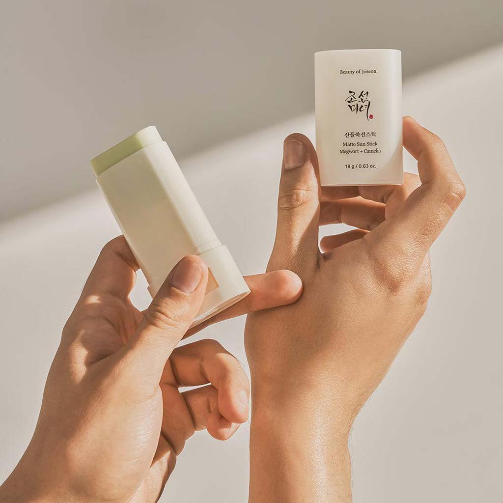 Matte Sun Stick Mugwort Camelia - Beauty of Joseon