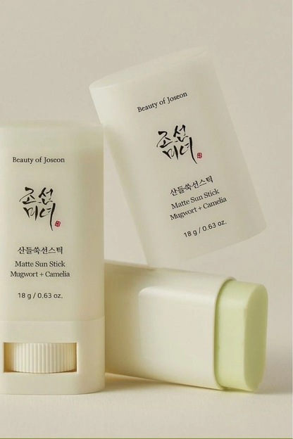 Beauty of Joseon Matte Sun Stick Mugwort + Camelia SPF50+ PA++++ – Stick Solaire Matifiant & Apaisant